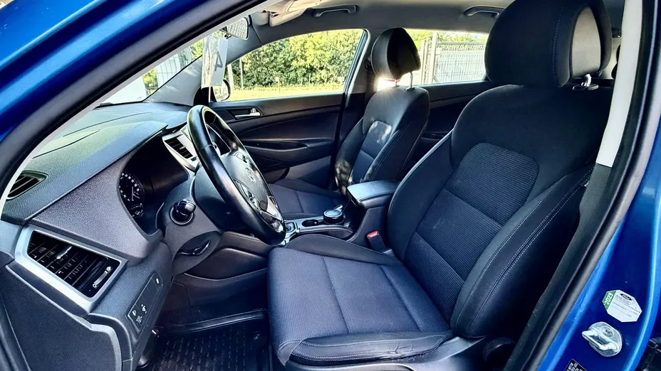 HYUNDAI Tucson -