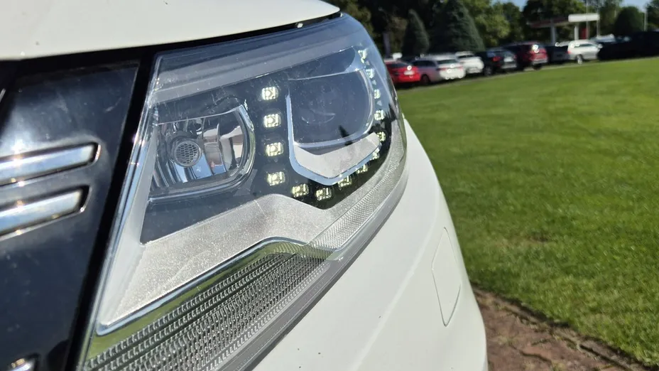 VOLKSWAGEN Tiguan -