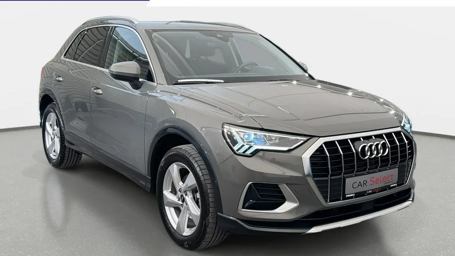 AUDI Q3 -