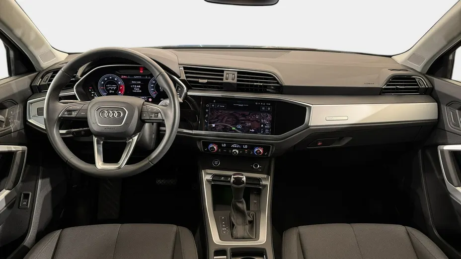 AUDI Q3 -
