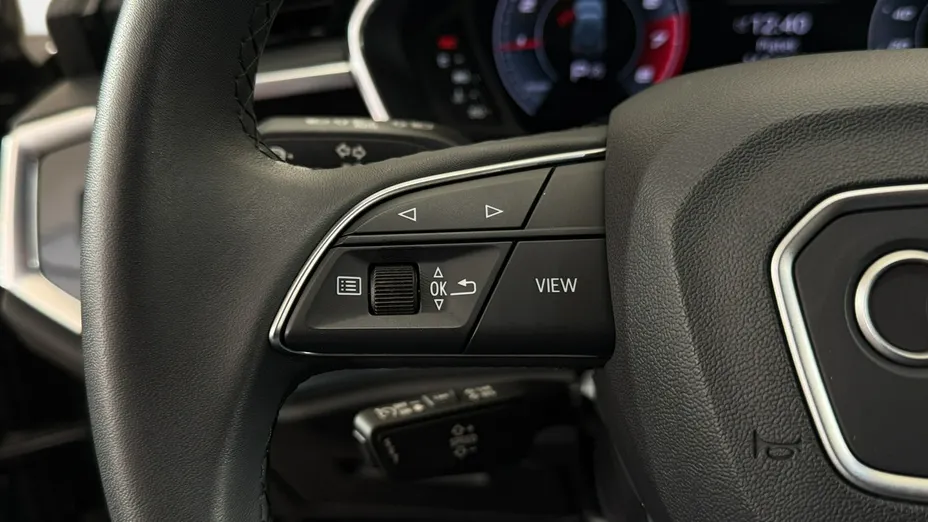 AUDI Q3 -