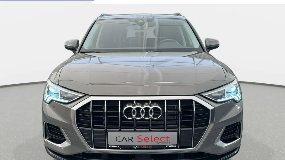 AUDI Q3 -