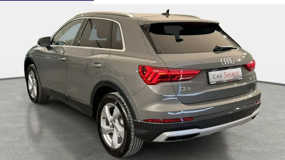 AUDI Q3 -