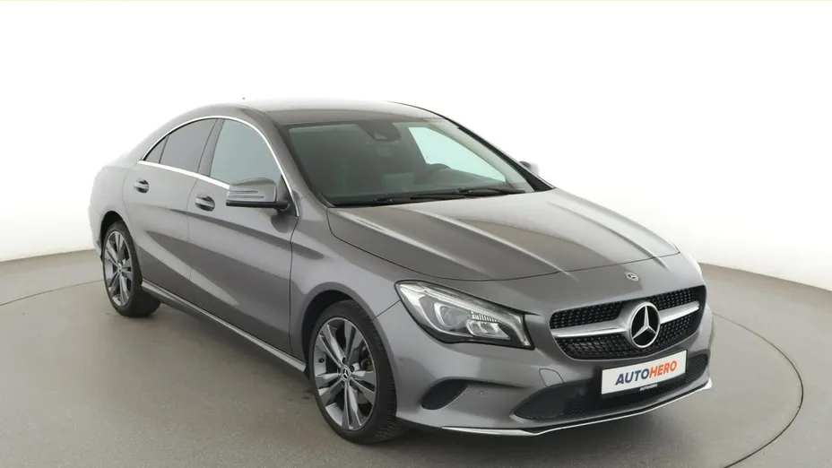 MERCEDES-BENZ CLA -