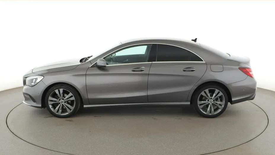 MERCEDES-BENZ CLA -
