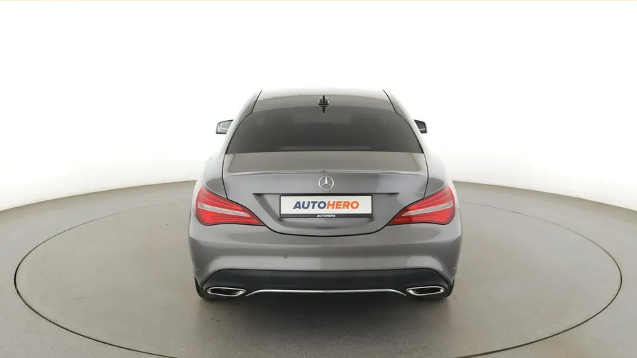 MERCEDES-BENZ CLA -