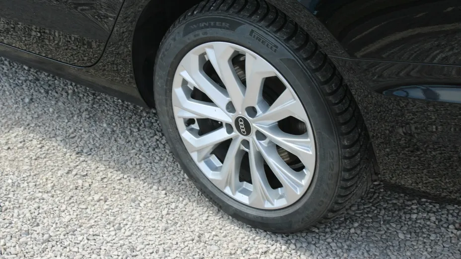 AUDI A4 -