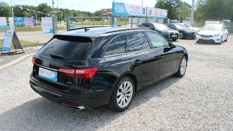 AUDI A4 -