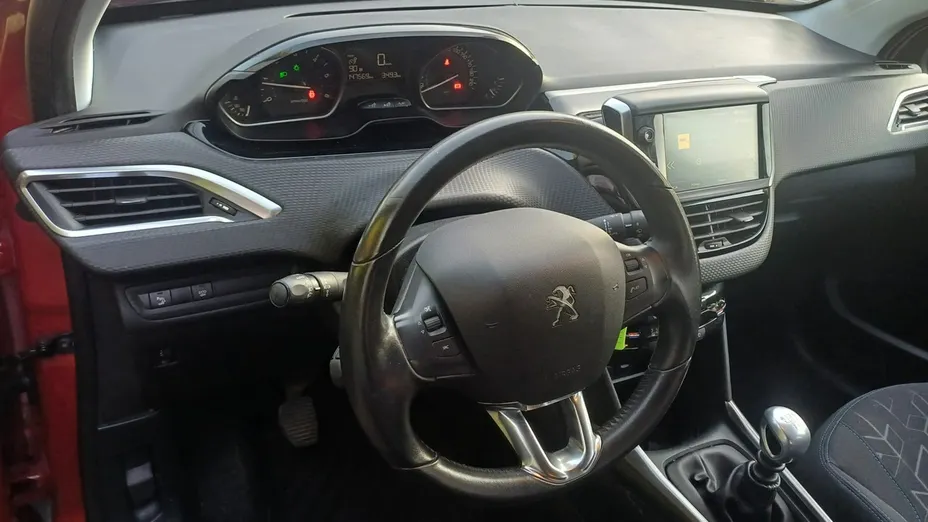PEUGEOT 2008 -