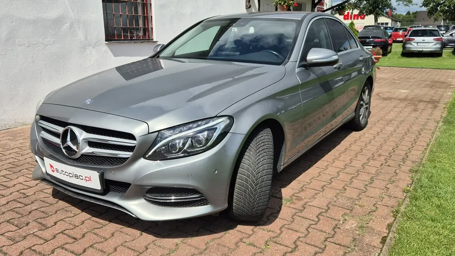 MERCEDES-BENZ C Klasa -