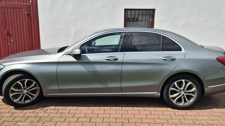 MERCEDES-BENZ C Klasa -