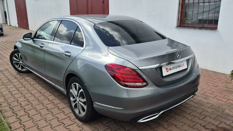 MERCEDES-BENZ C Klasa -