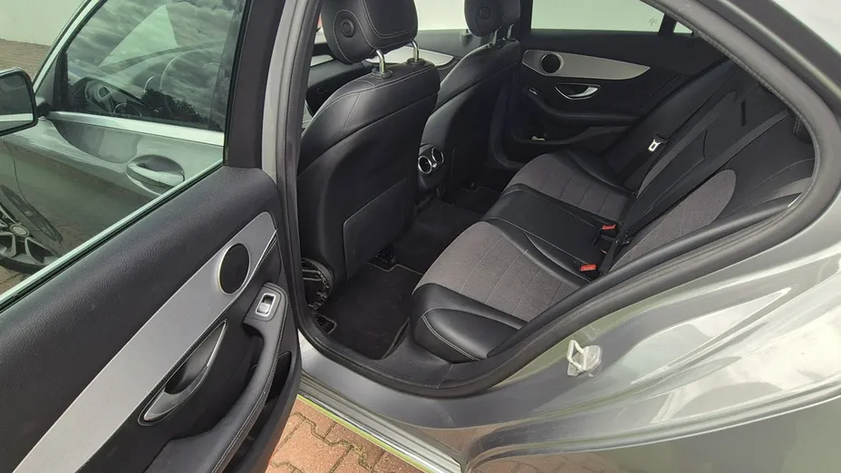 MERCEDES-BENZ C Klasa -