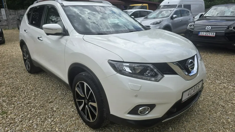 NISSAN X-Trail -