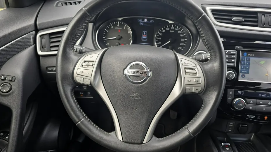 NISSAN X-Trail -