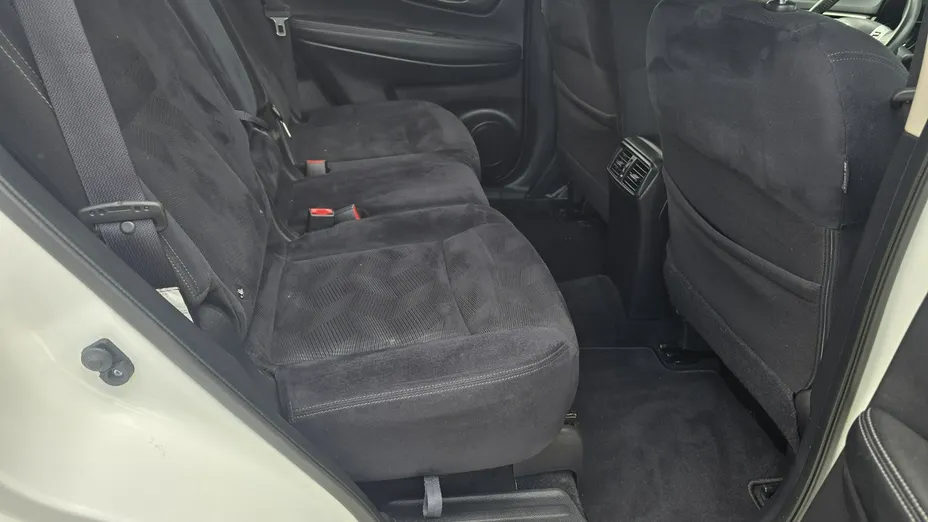 NISSAN X-Trail -