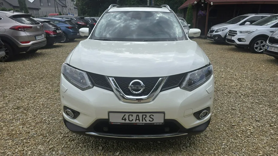NISSAN X-Trail -
