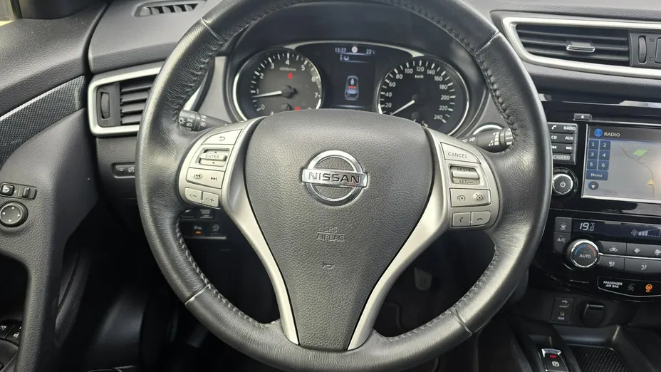 NISSAN X-Trail -