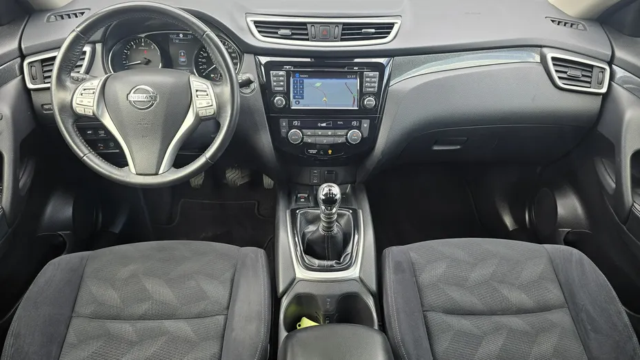 NISSAN X-Trail -