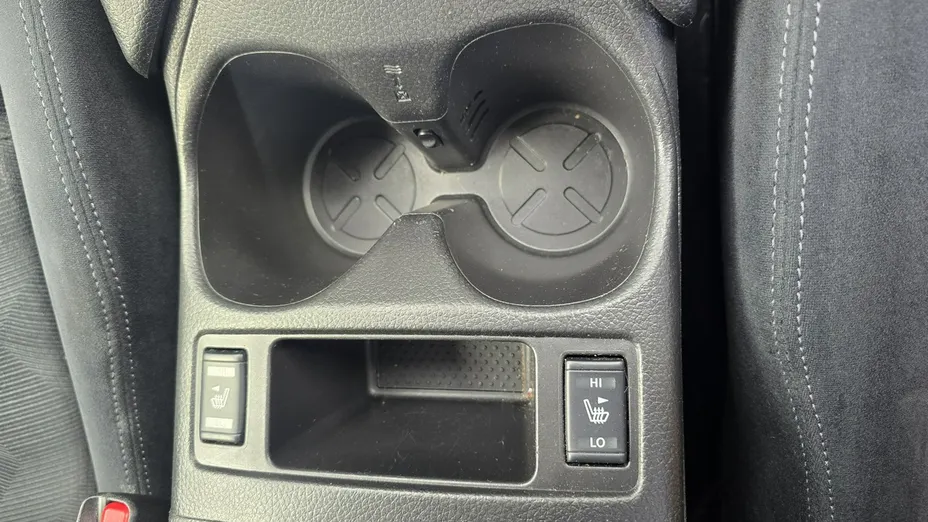 NISSAN X-Trail -
