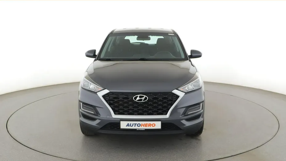 HYUNDAI Tucson -