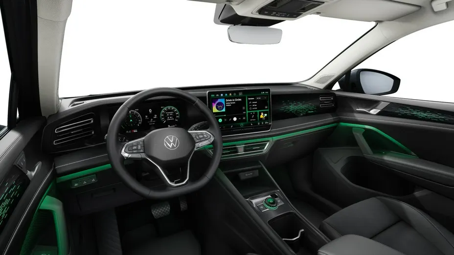 VOLKSWAGEN Tiguan -