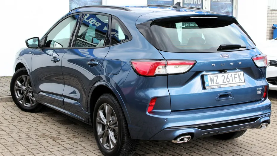 FORD Kuga -