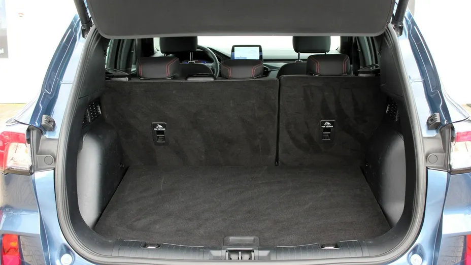 FORD Kuga -