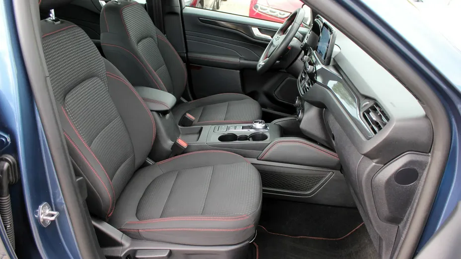 FORD Kuga -