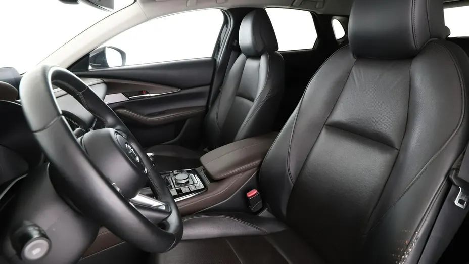 MAZDA CX-30 -