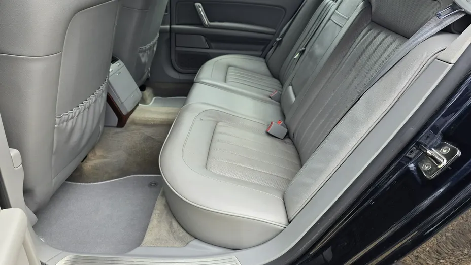 VOLKSWAGEN Phaeton -