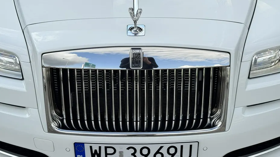 ROLLS-ROYCE Wraith -