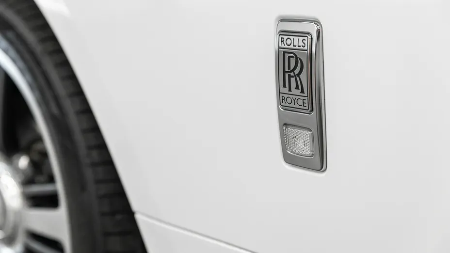 ROLLS-ROYCE Wraith -
