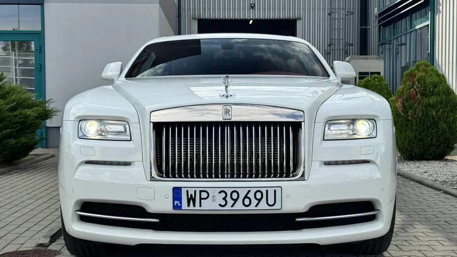 ROLLS-ROYCE Wraith -