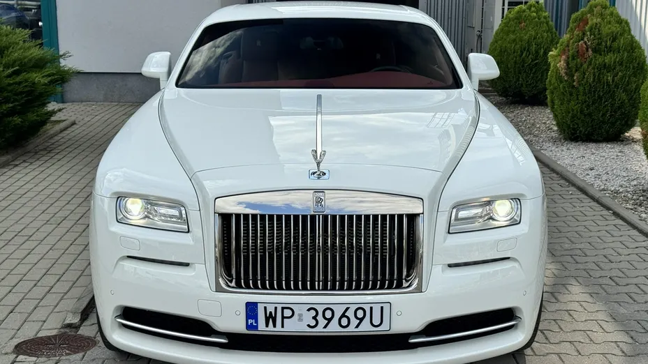 ROLLS-ROYCE Wraith -