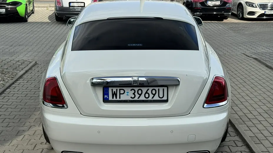 ROLLS-ROYCE Wraith -