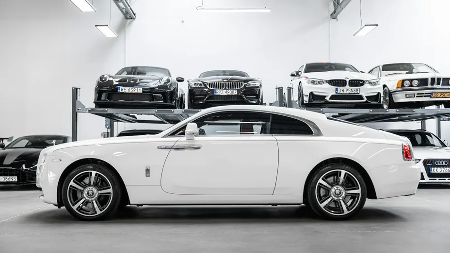 ROLLS-ROYCE Wraith -