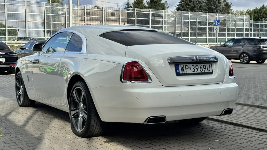 ROLLS-ROYCE Wraith -