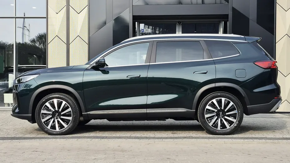 CHERY Tiggo 8 -