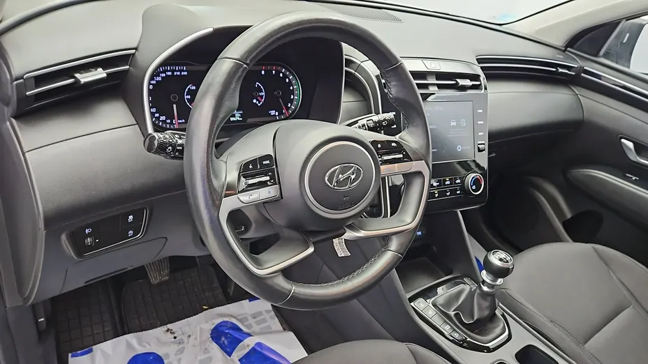 HYUNDAI Tucson -