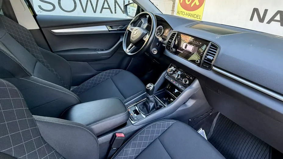 SKODA Karoq -