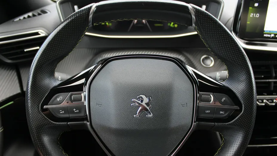 PEUGEOT 2008 -