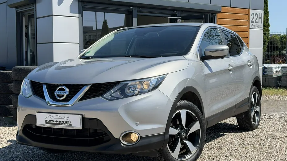 NISSAN Qashqai -