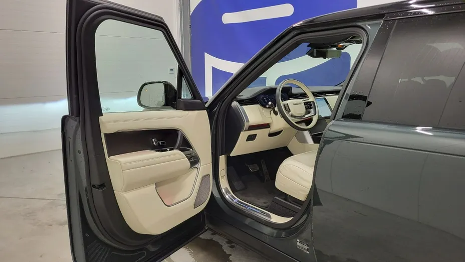 LAND ROVER Range Rover -