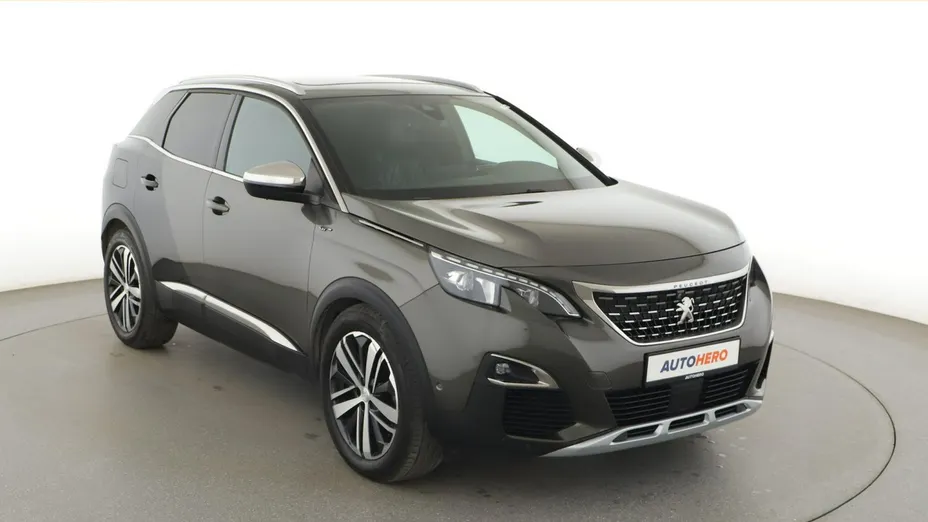 PEUGEOT 3008 -
