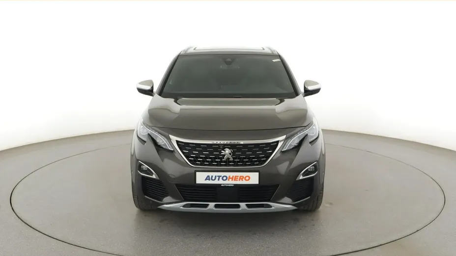 PEUGEOT 3008 -
