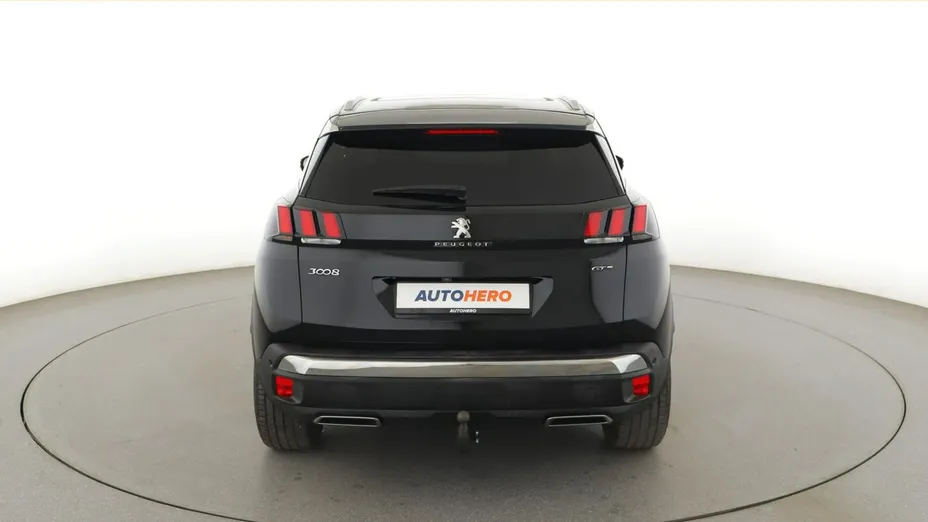 PEUGEOT 3008 -