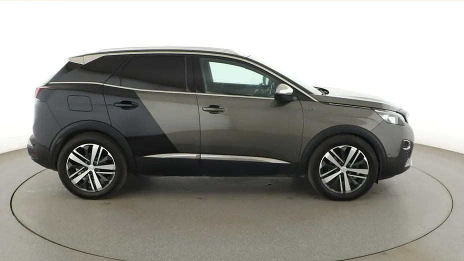 PEUGEOT 3008 -