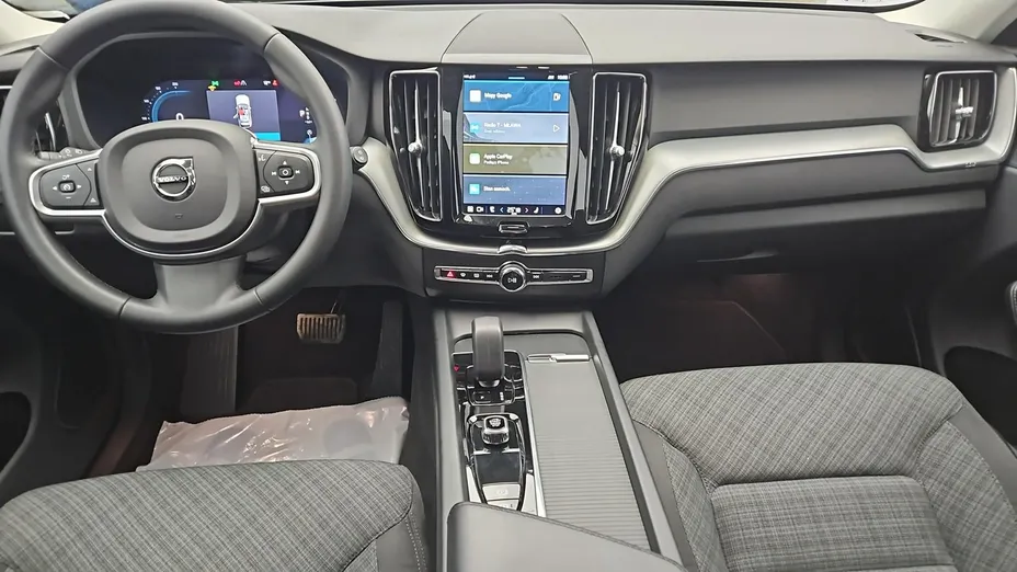 VOLVO XC60 -