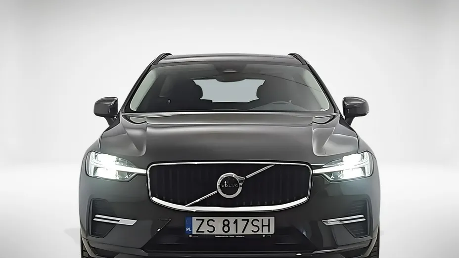 VOLVO XC60 -